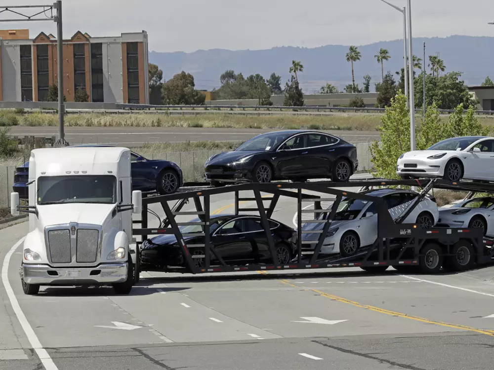 The Ultimate Guide to Choosing the Best Car Transport Service